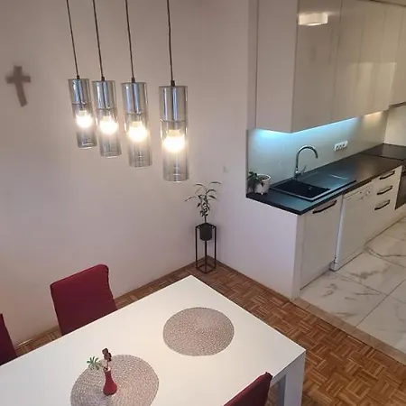 Cozy Jole Апартаменти *